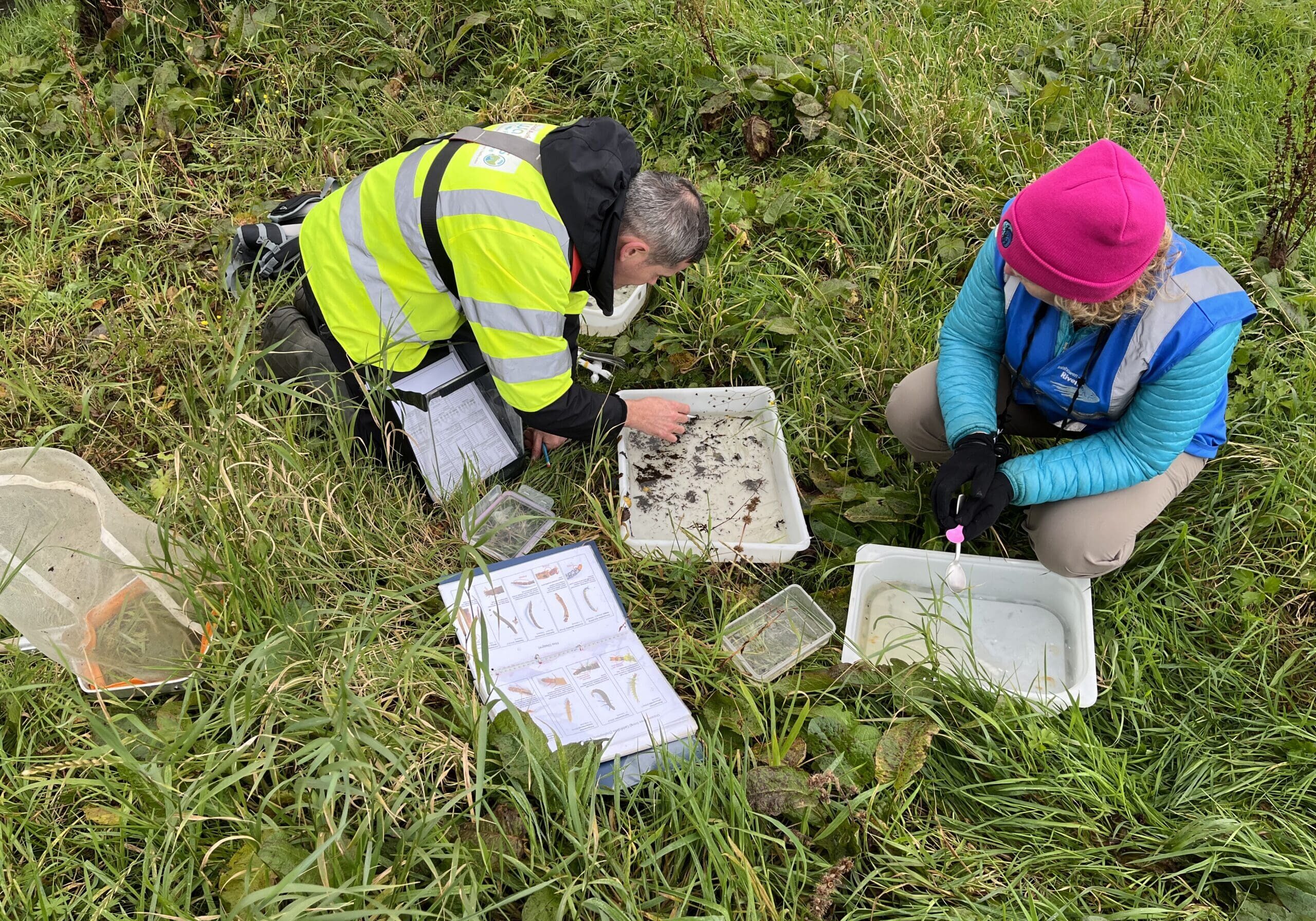 Kick Sampling With LAWPRO Ballyhallan river0723